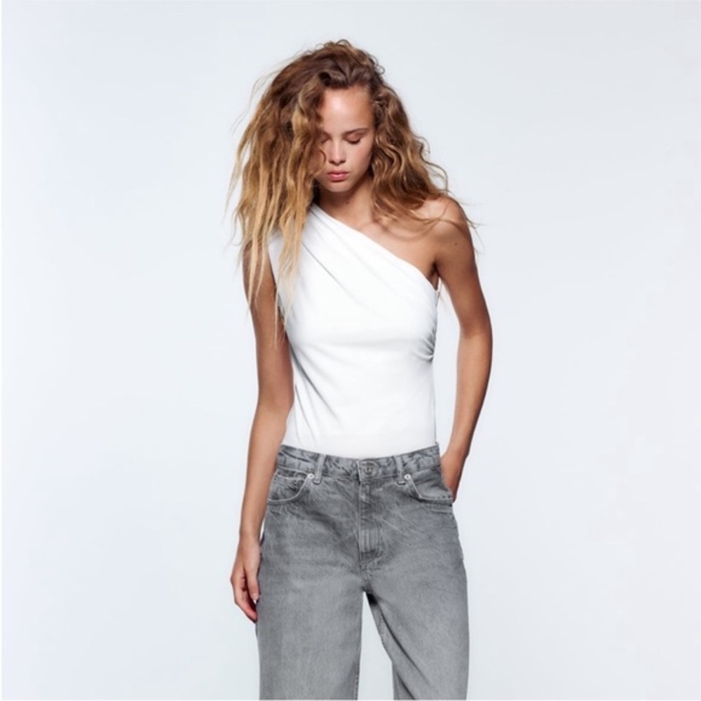 New Zara Cream One-Shoulder Bodysuit Size Large